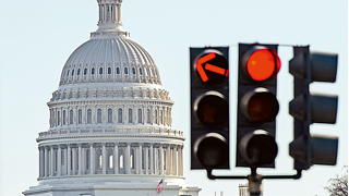 杨洁篪表示中方坚决反对和强烈谴责美国国会通过“2019年香港人权与民主法案”