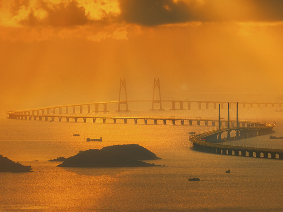 林超雄《东方巨龙》