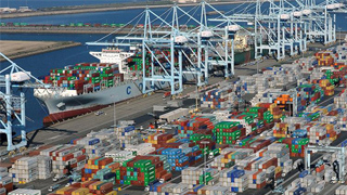 美国威胁对法国商品加征关税 欧盟表态力挺自家人