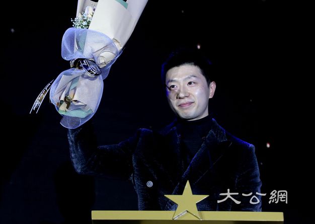 馬龍劉詩雯分獲年度最佳男女運動員