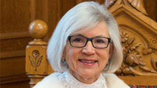 终院加籍法官：人大释法不会破坏司法系统