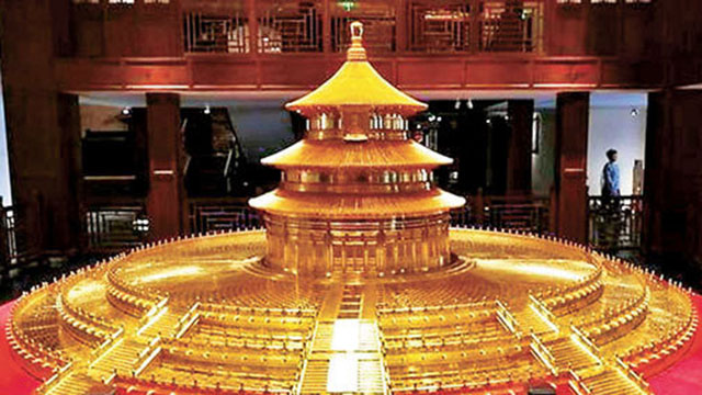 橫琴展出故宮館藏文物 多維呈現皇族傢具端莊神韻