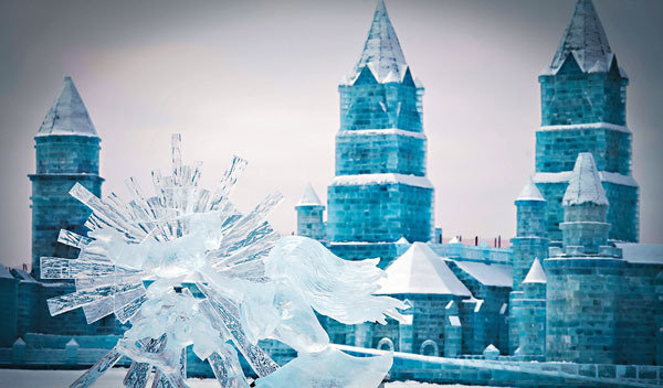 哈爾濱嚴寒中的 「冰雪做夢者」