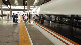 春运首周累计发送旅客4.37亿人次