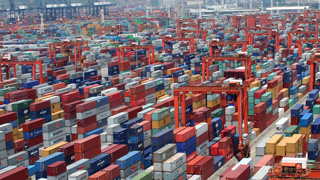 新华国际时评：中国复工复产稳定全球经济信心