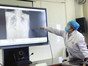 张晓菊 “天使”逆行为战“疫”