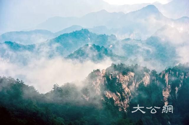 白雲山的春天 是座煙雨朦朧的山