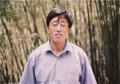 马海明：一心为民的“泥腿子干部”