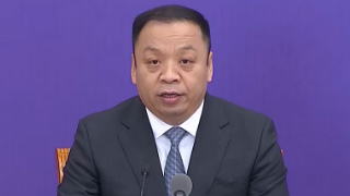 12日全国本土现有重症病例首次降至100例以下