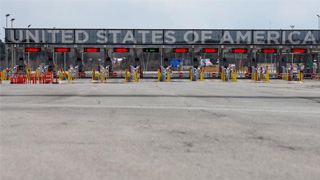 特朗普希望落空 美加边境封锁延长30天