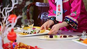 穿越到宫廷一品满汉全席