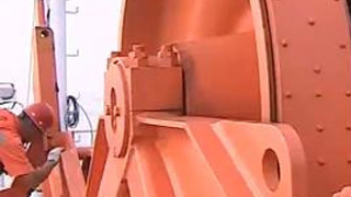 深中通道加紧建设 沉管浮运安装船开展系泊作业