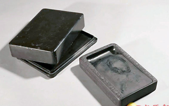 賞硯：清早期雲龍紋端硯