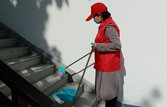 中牟县文化广电旅游局开展爱国卫生志愿服务活动