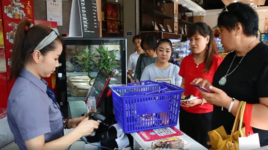 今儿个立秋 您贴秋膘了么？