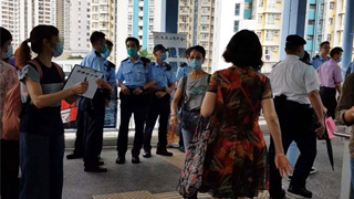 持刀指吓撑国安法街站义工 3名小暴徒不准保释