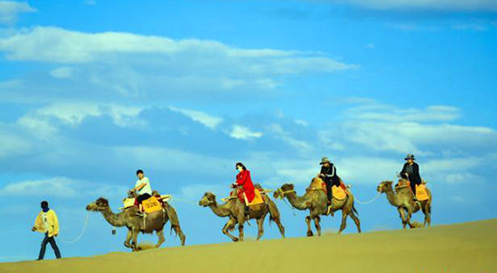 夏日時節甘肅敦煌大漠風光「醉」遊人