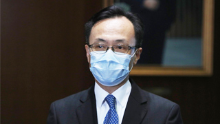 聂德权：香港公务员也是国家公务人员不言而喻