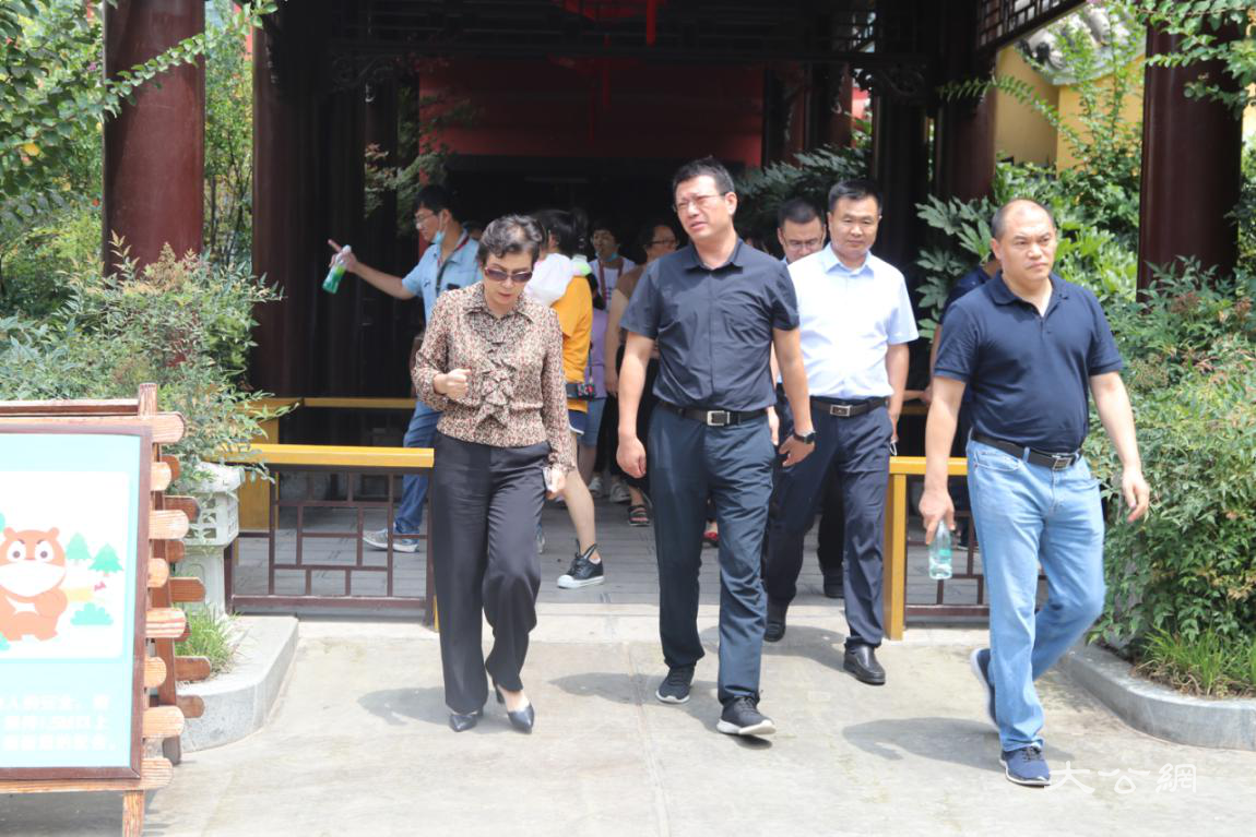 河南省文旅厅党组书记宋丽萍调研中牟文旅企业复工复产工作