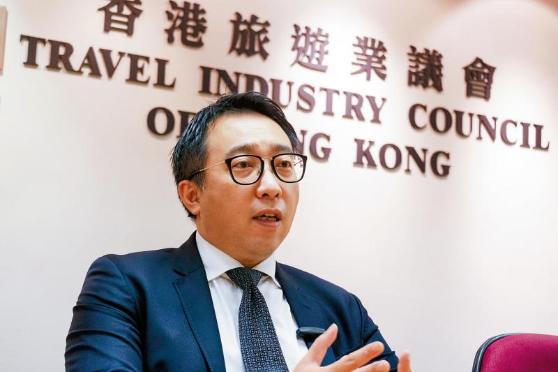 旅遊转型\旅行社卖外国特产 帮补员工兼留客