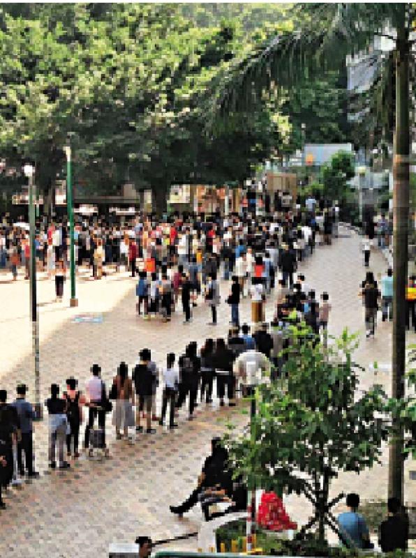 ﻿推迟选举符合港人利益/香港菁英会政治研究会副主任 卢麟智