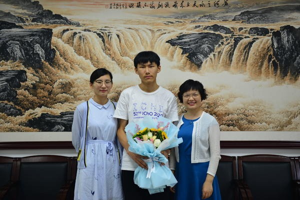 河南中学生获国际化学奥林匹克竞赛金牌