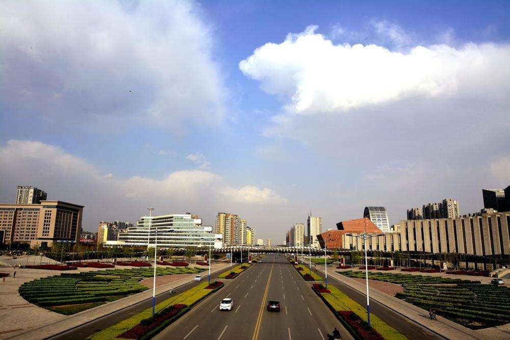 稳投资，新乡交出靓丽“成绩单”