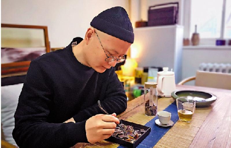 ﻿紫禁城600年系列五/鼻尖上的故宫\大公报记者 张宝峰