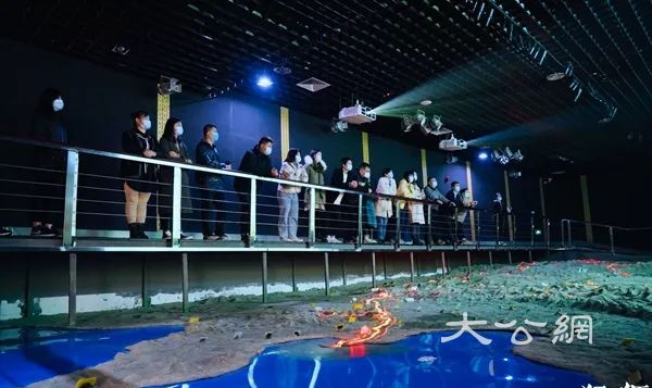 主流融媒记者走进黄河博物馆 领略“黄河巨龙的缩影”