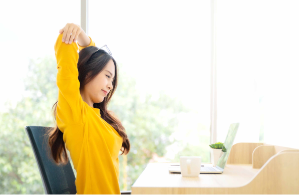 简易舒筋操 预防办公室痛症