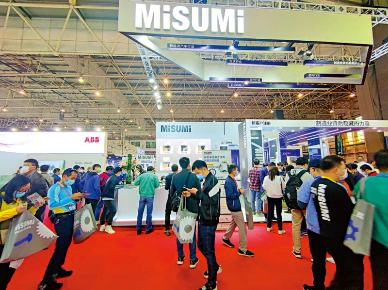 日企搶灘灣區　機器人訂單激增40%