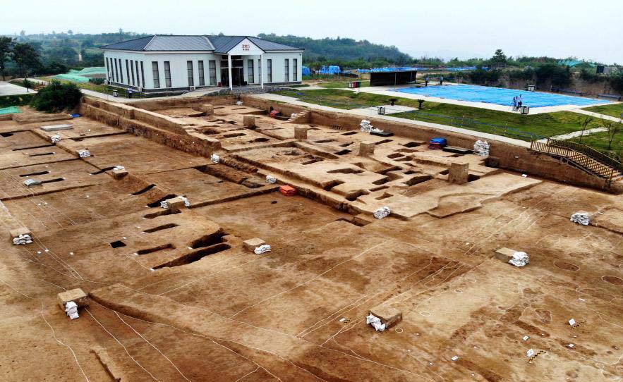 “河洛古国”发现中国最早“宫殿”