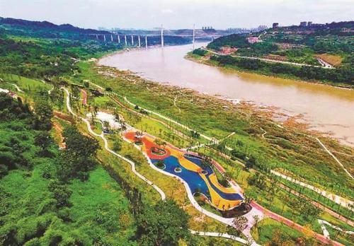 初春的蔡家河邊