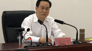 豫表彰“人民满意的公务员”“人民满意的公务员集体”