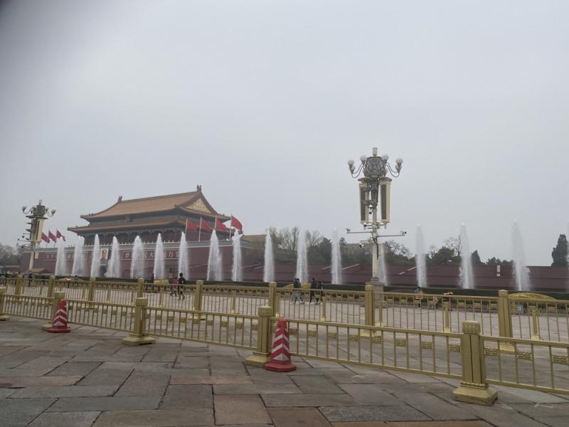 ﻿点击香江/今年全国“两会”有什麼新期待？\屠海鸣