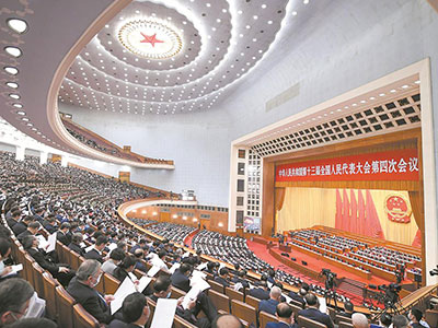 王晨讲话铿锵有力 掌声响彻人民大会堂