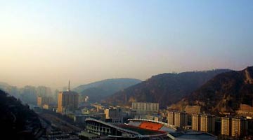 跟着穆青的脚步走