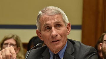 福奇称美疫情反弹风险大！美政府拟研发“疫苗护照”