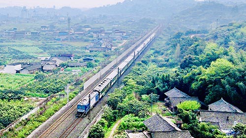 首趟旅遊「熊貓專列」開行 初期輻射四川重慶貴州