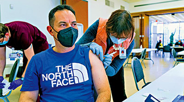 拜登即将迎来执政100天 支持率史上第三低