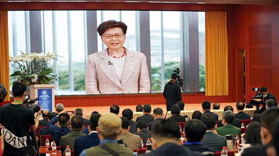 ﻿林郑：津港搭建平台，助天津企业走出去