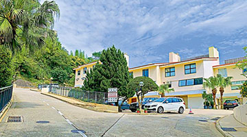 港东港西 | 隐形富婆亡夫 80年代纵横商界