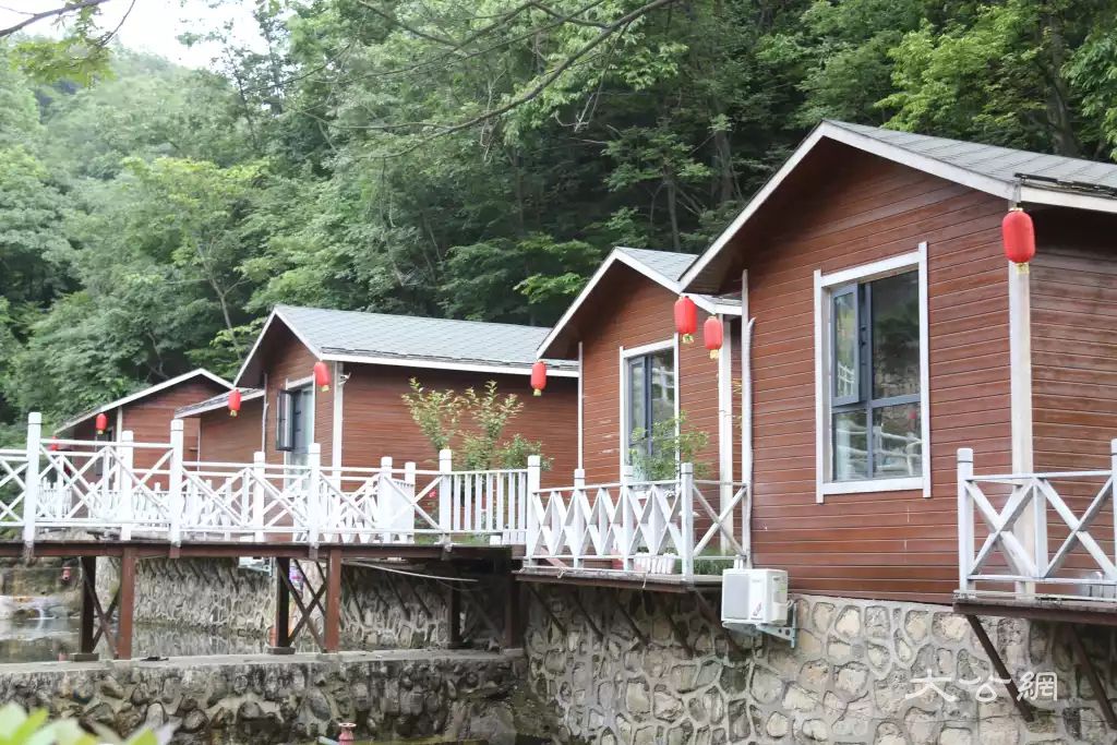 清水源山居点缀于山岬水湄间的绝佳养身去处