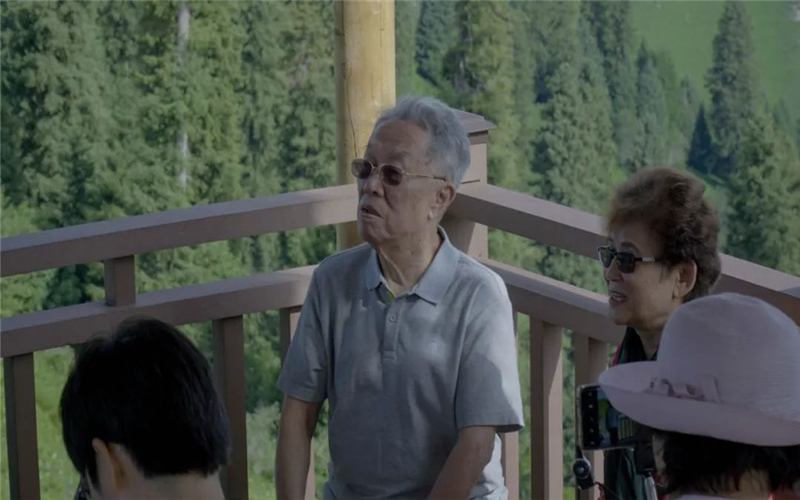 著名作家王蒙先生走进空中草原那拉提