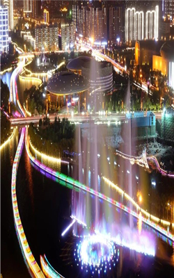 沿着天鹅河漫步，感受霓虹闪烁的夜色美