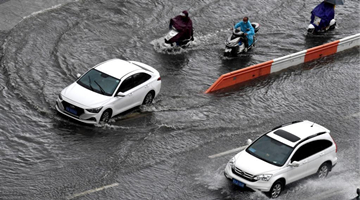 受河南暴雨影响 成都车站管内42趟列车停运