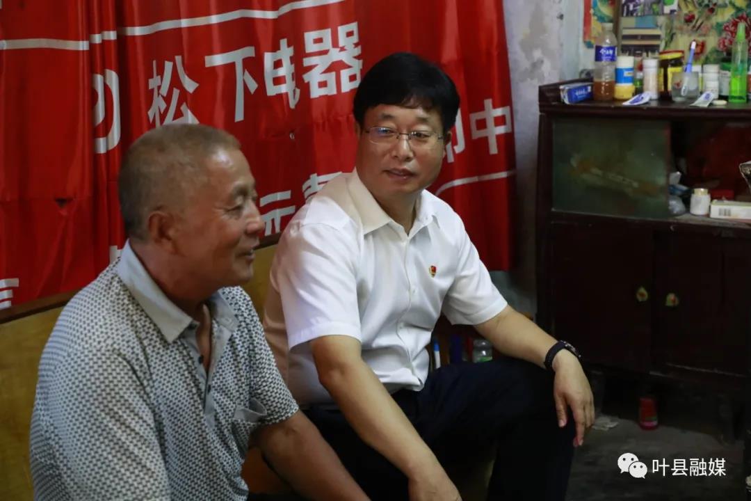 葉縣縣委書記徐延傑到田莊鄉千兵營村走訪慰問退伍老兵