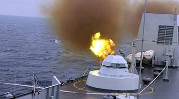 ﻿美战舰频繁进出南海 解放军一连三日南海练兵