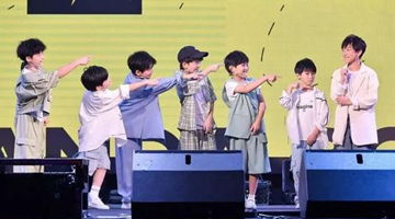 惹争议的“八岁男团”解散了