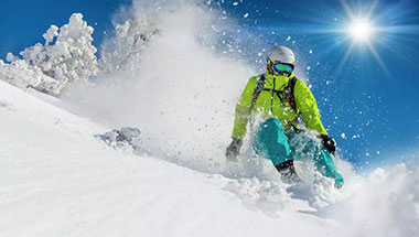 记者手记：冰雪体验项目“热气腾腾”